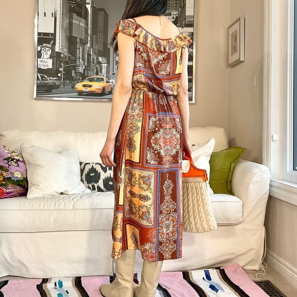 Floral scarf print cold shoulder wrap midi dress - Picture 6 of 15